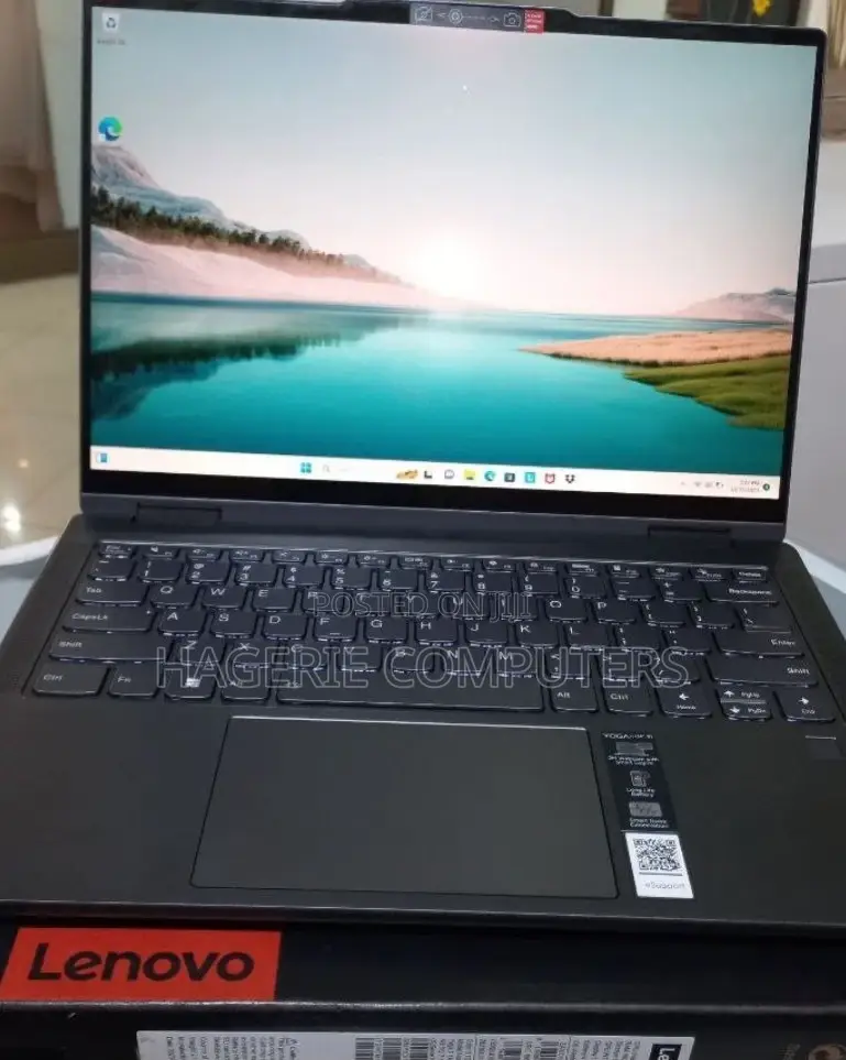 New Laptop Lenovo Yoga 710 16GB Intel Core I5 SSD 512GB