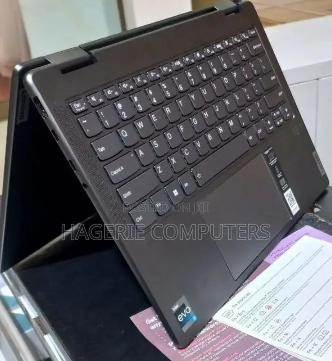 New Laptop Lenovo Yoga 710 16GB Intel Core I5 SSD 512GB