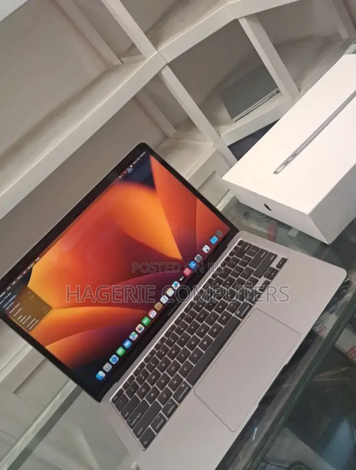 New Laptop Apple MacBook Air 2020 16GB Intel Core I5 SSD 512GB