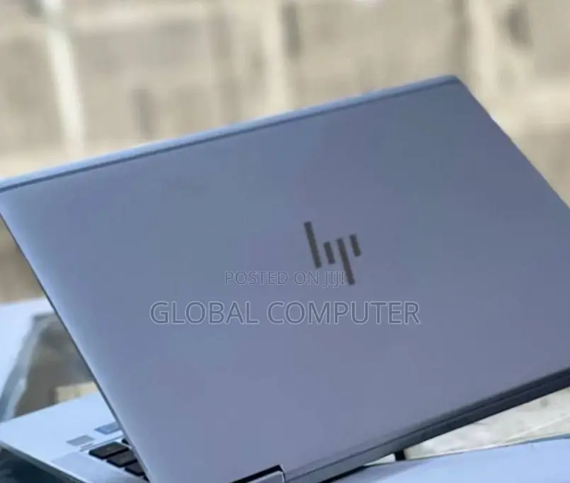 New Laptop HP EliteBook X GB Intel Core I5 SSD 512GB
