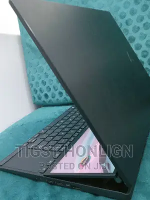 New Laptop Asus ZenBook 13 UX331UN 32GB Intel Core I9 SSD 1T