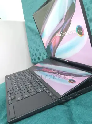 New Laptop Asus ZenBook 3 UX390UA 32GB Intel Core I9 SSD 512GB