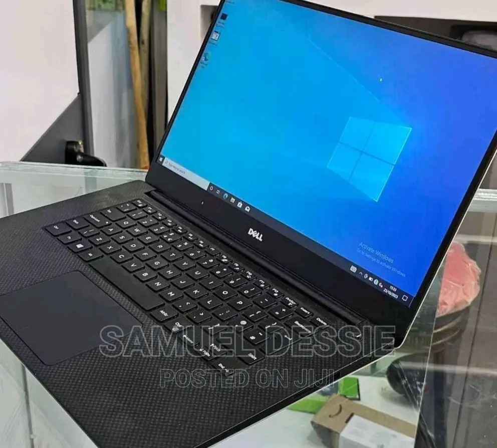 New Laptop Dell XPS 15 32GB Intel Core I7 SSD 1T