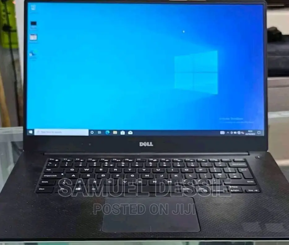 New Laptop Dell XPS 15 32GB Intel Core I7 SSD 1T