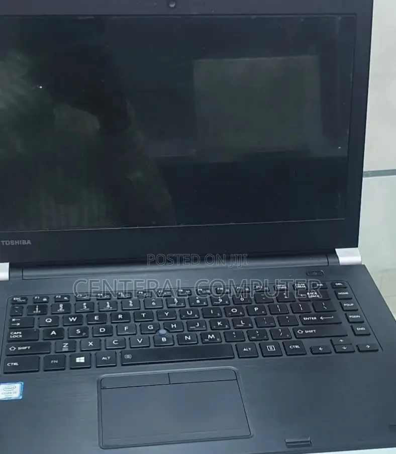 New Laptop Toshiba Satellite C55 8GB Intel Core I5 HDD 500GB