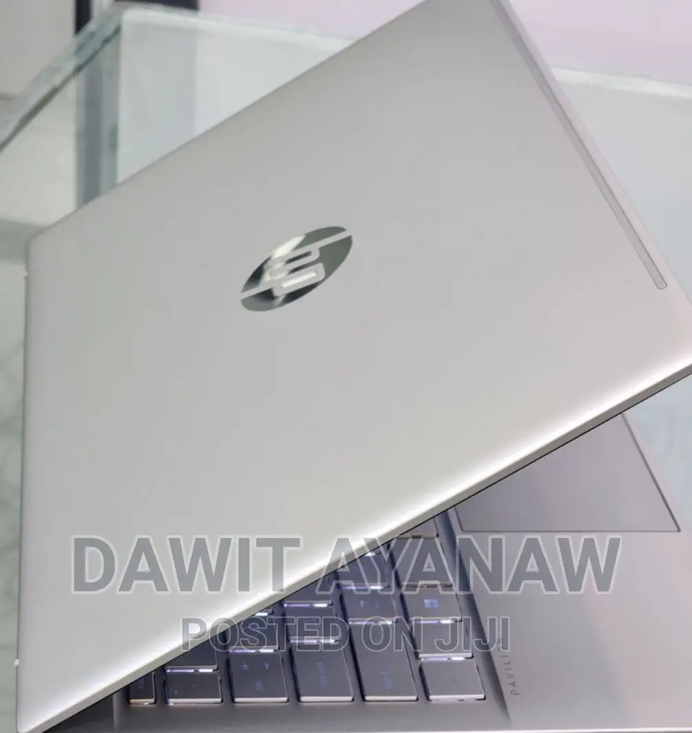 New Laptop HP Pavilion 15 8GB AMD Ryzen 5 SSD 512GB