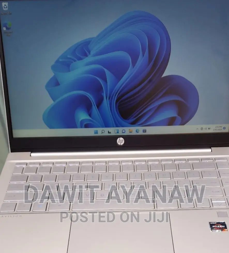 New Laptop HP Pavilion 15 8GB AMD Ryzen 5 SSD 512GB