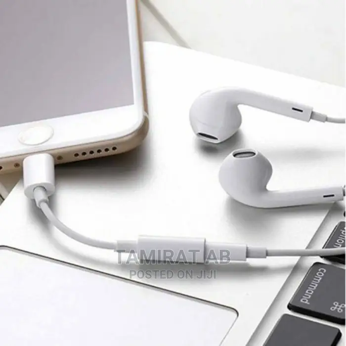 Best Quality iPhone Compatible 3.5mm to Lightening Adapter