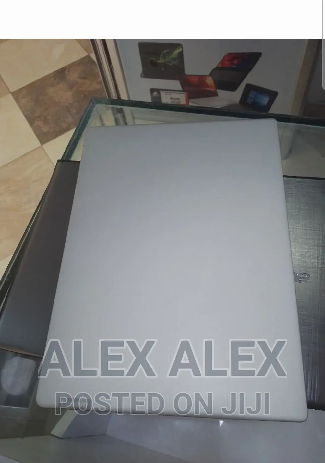 New Laptop Lenovo Ideapad 3 4GB Intel Core I3 HDD 1T