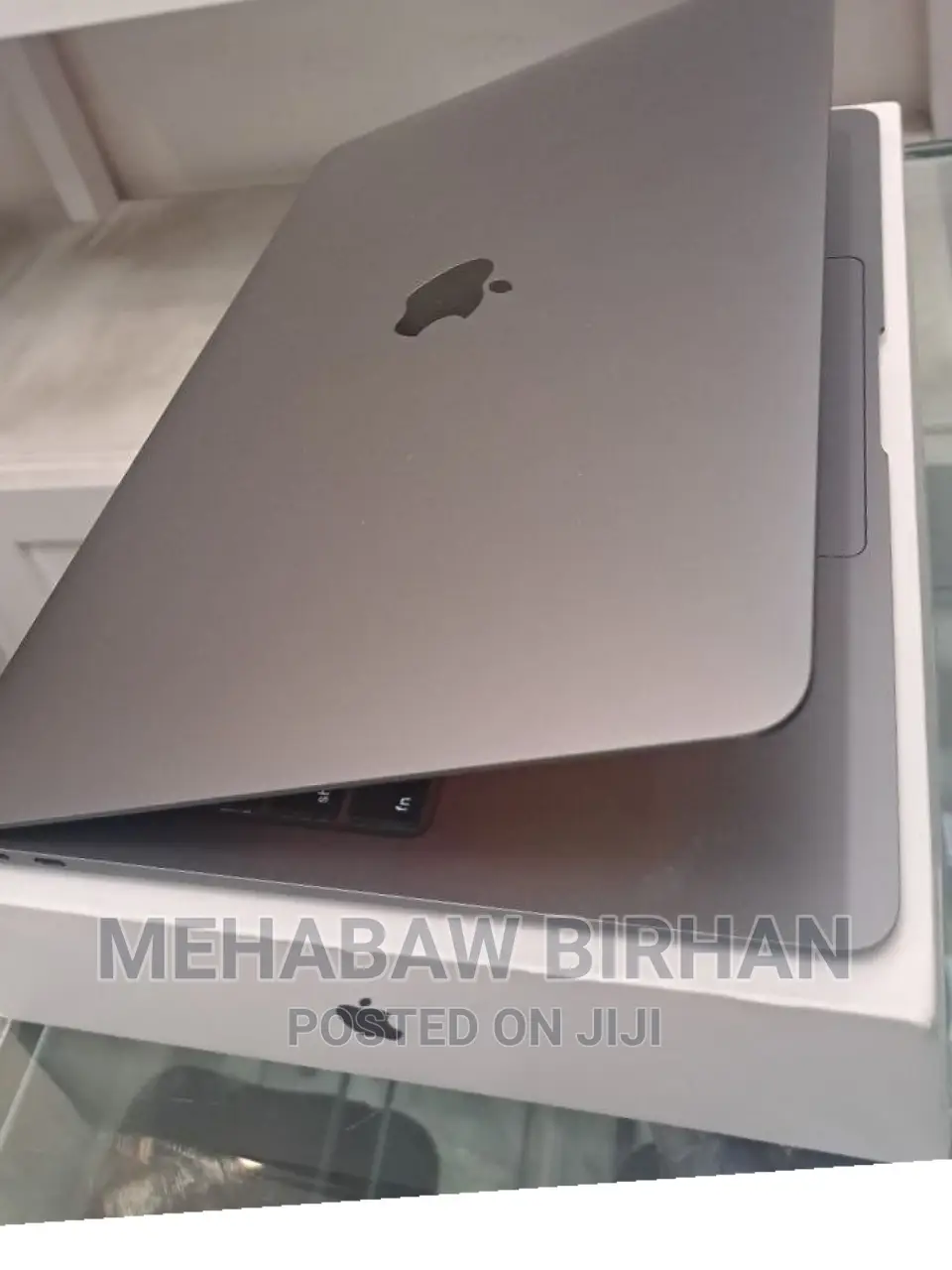 New Laptop Apple MacBook Air 16GB Intel Core I5 SSD 512GB