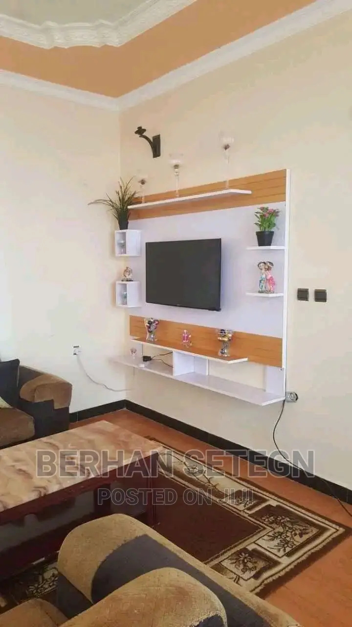 Tv Stands ፅድት ያሉ እና ውብ ቲቪ ስታንዶች