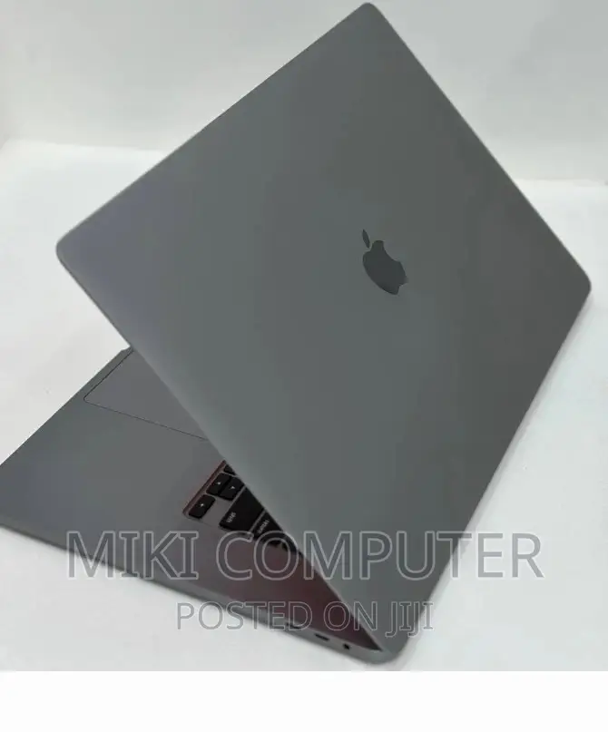 New Laptop Apple MacBook Pro 2019 16GB Intel Core I7 SSD 512GB