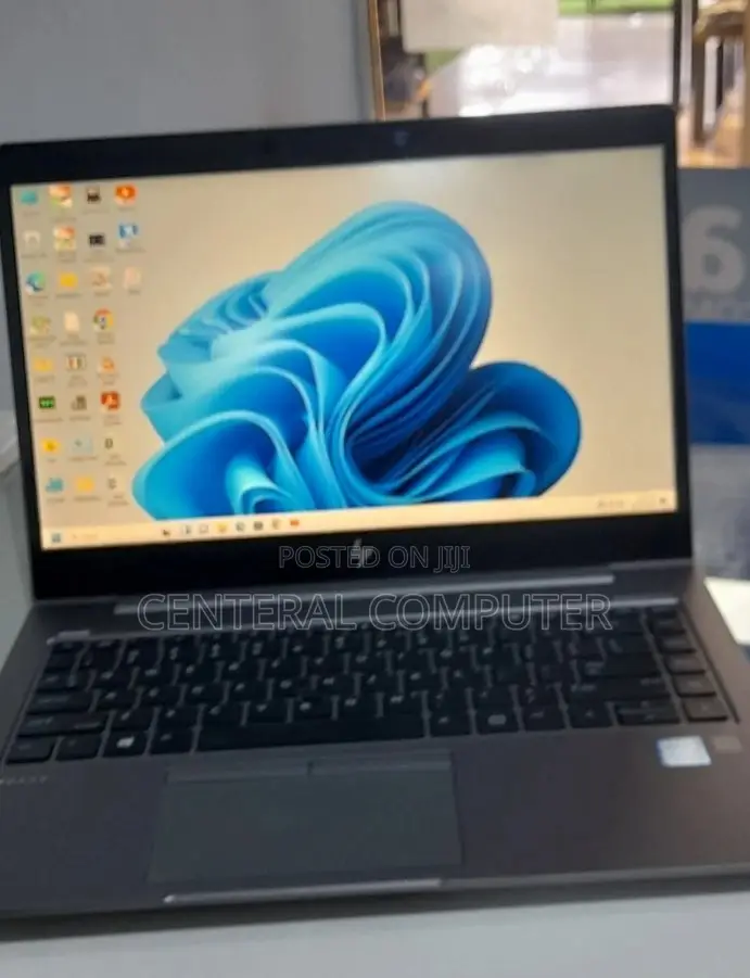 New Laptop HP ZBook 15u G4 16GB Intel Core I7 SSD 512GB