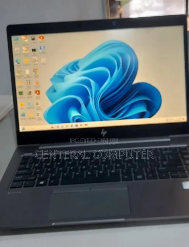 New Laptop HP ZBook 15u G4 16GB Intel Core I7 SSD 512GB