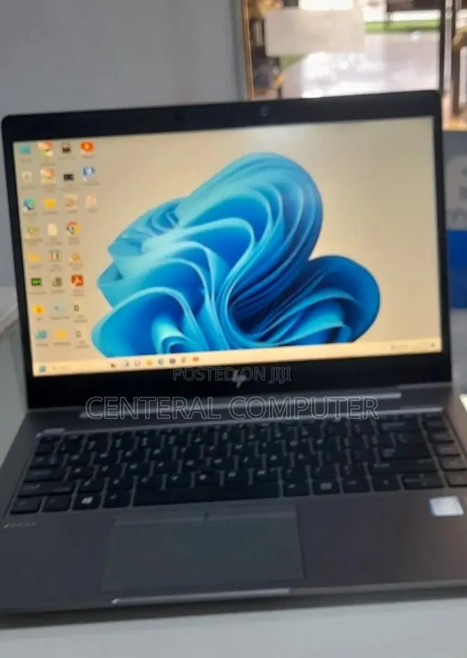 New Laptop HP ZBook 15u G4 16GB Intel Core I7 SSD 512GB