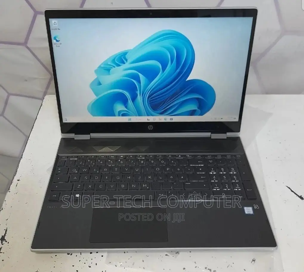 New Laptop HP Pavilion 13 X360 8GB Intel Core I3 HDD 1T