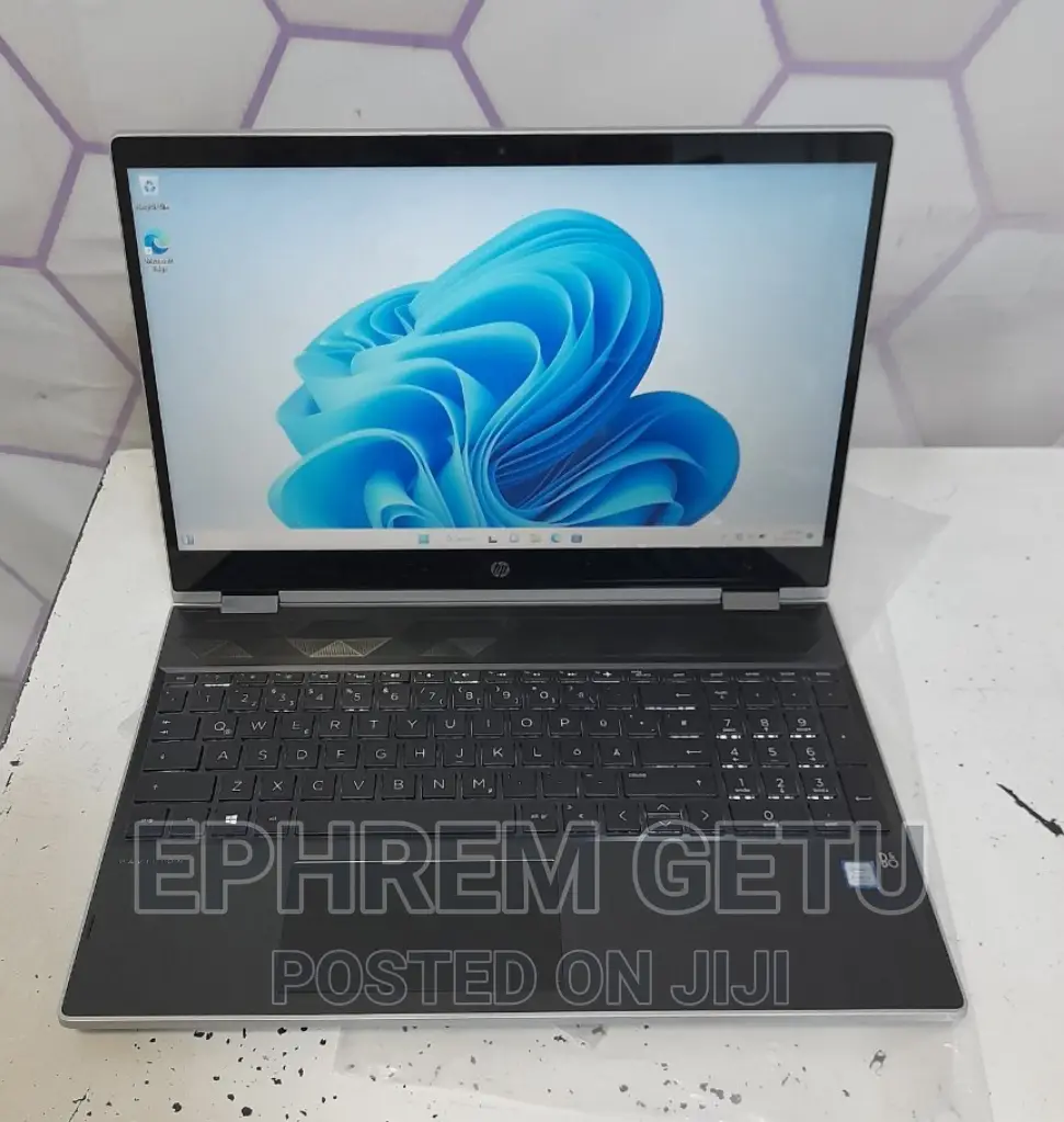 New Laptop HP Pavilion 15 8GB Intel Core I3 HDD 1T