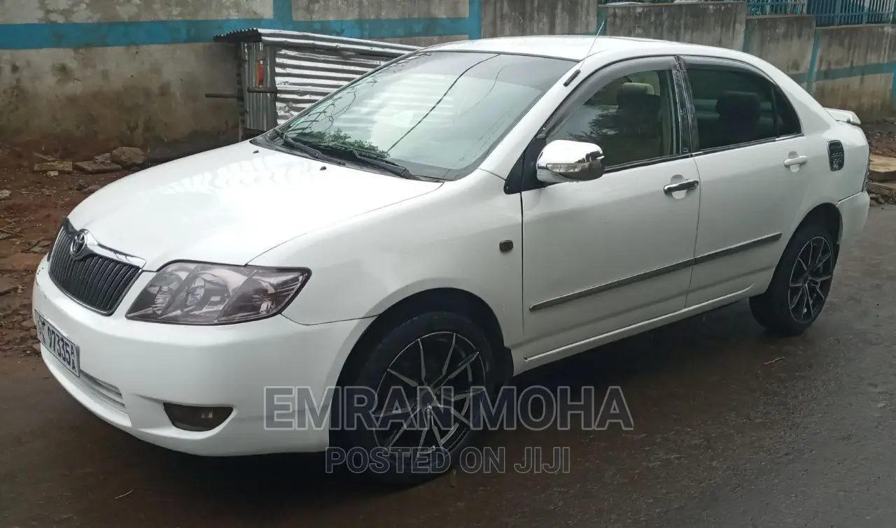 Toyota Corolla 2005 White