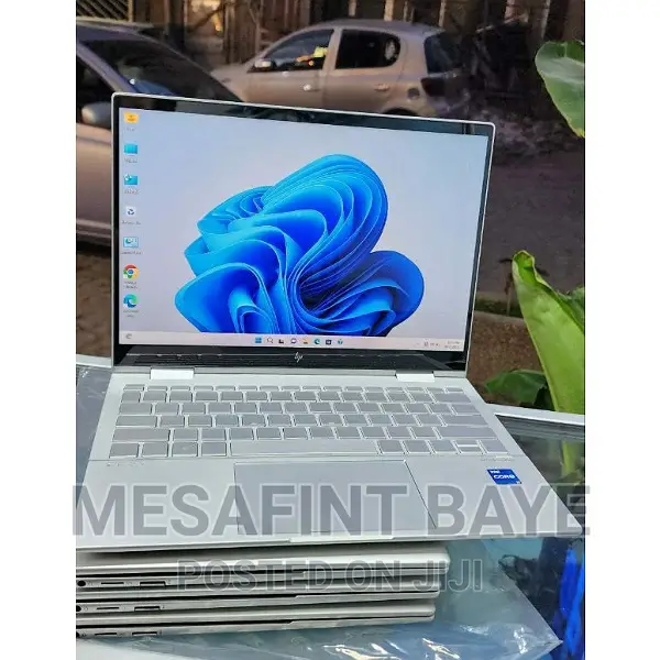 New Laptop HP Envy X360 15z 8GB Intel Core I7 SSD 512GB
