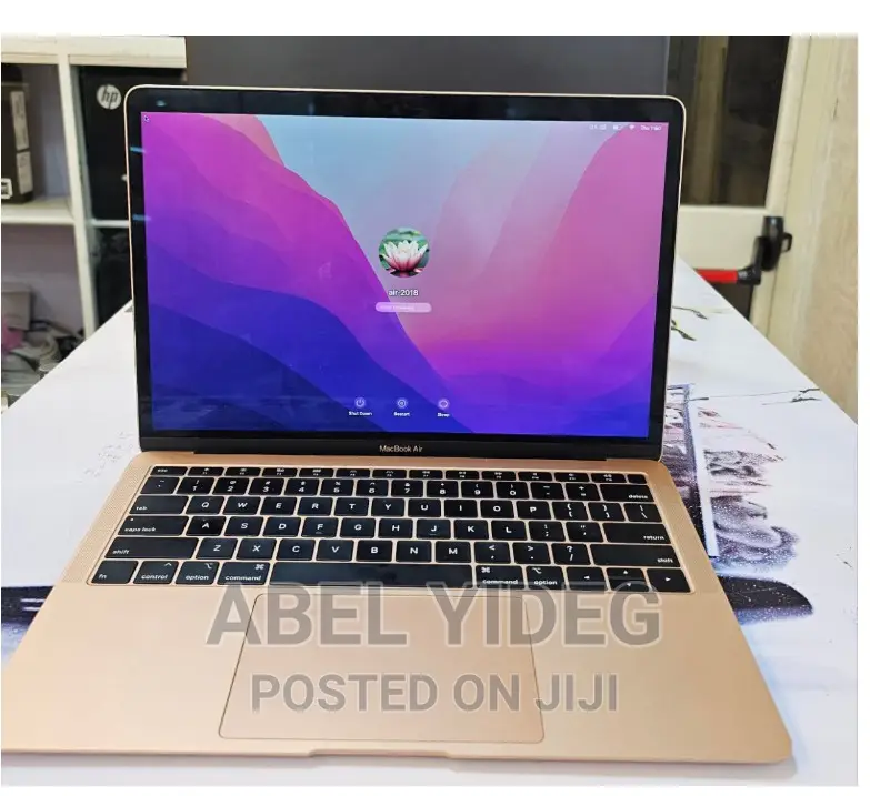 New Laptop Apple MacBook Air 2018 8GB Intel Core I5 SSD 128GB