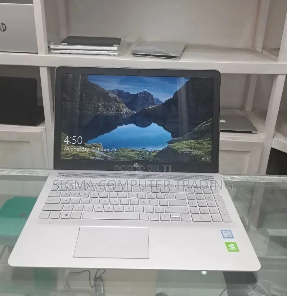 New Laptop HP Pavilion 15 8GB Intel Core I5 HDD+SSD 1T