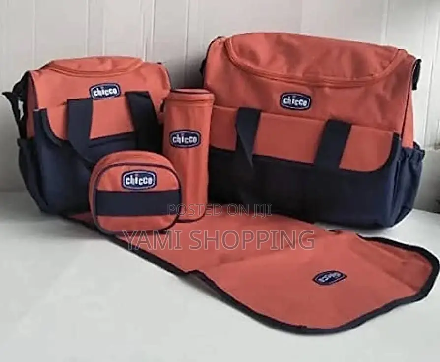 New Arrival Bag 
Chicco 5 in 1 Diaper Bag