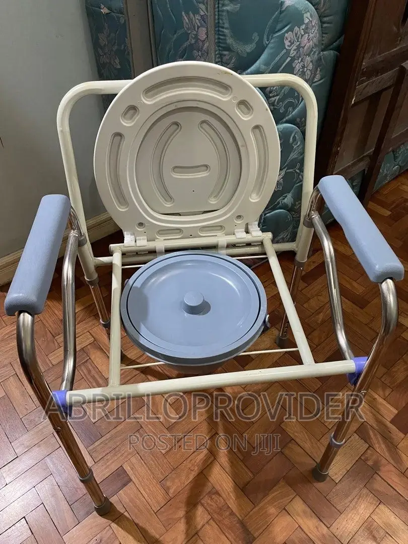Commode Chair/Foldable Chair/Toilet Chair/New Packed Chair