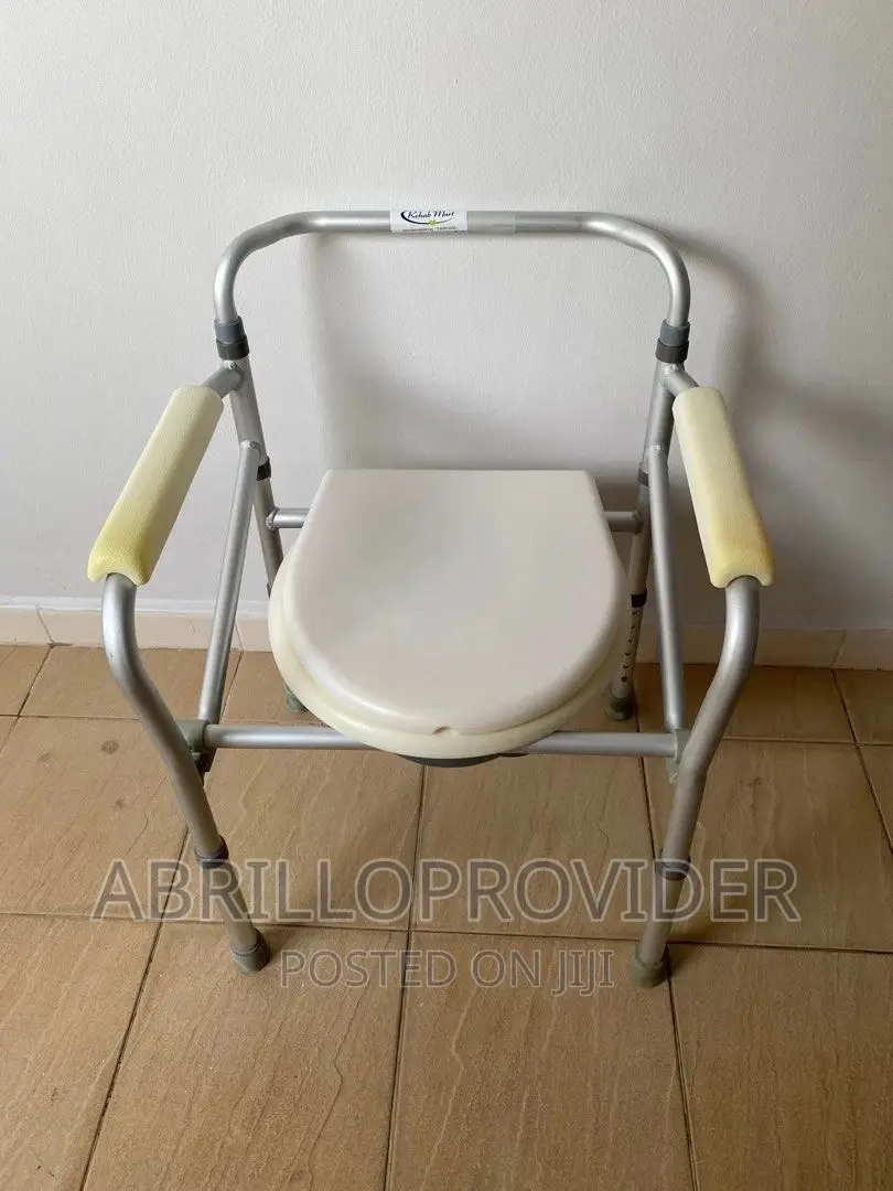 Medical Chair/Foldable Chair/Commode Chair/Foldable Chair