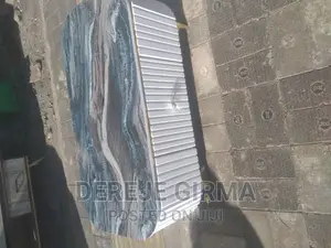 ላምኔት የሶፋ ጠረጴዛ