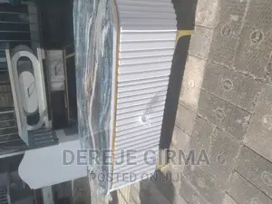 ላምኔት የሶፋ ጠረጴዛ