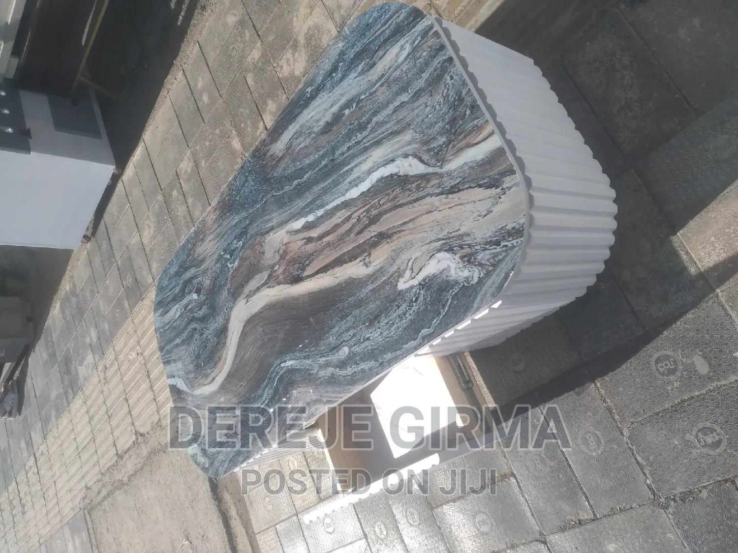 ላምኔት የሶፋ ጠረጴዛ