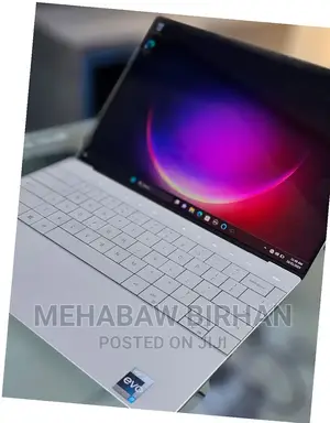 Photo - New Laptop Dell XPS 13 16GB Intel Core I7 SSD 512GB