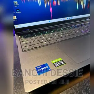 New Laptop Lenovo Legion 7 32GB Intel Core i7 SSD 1T