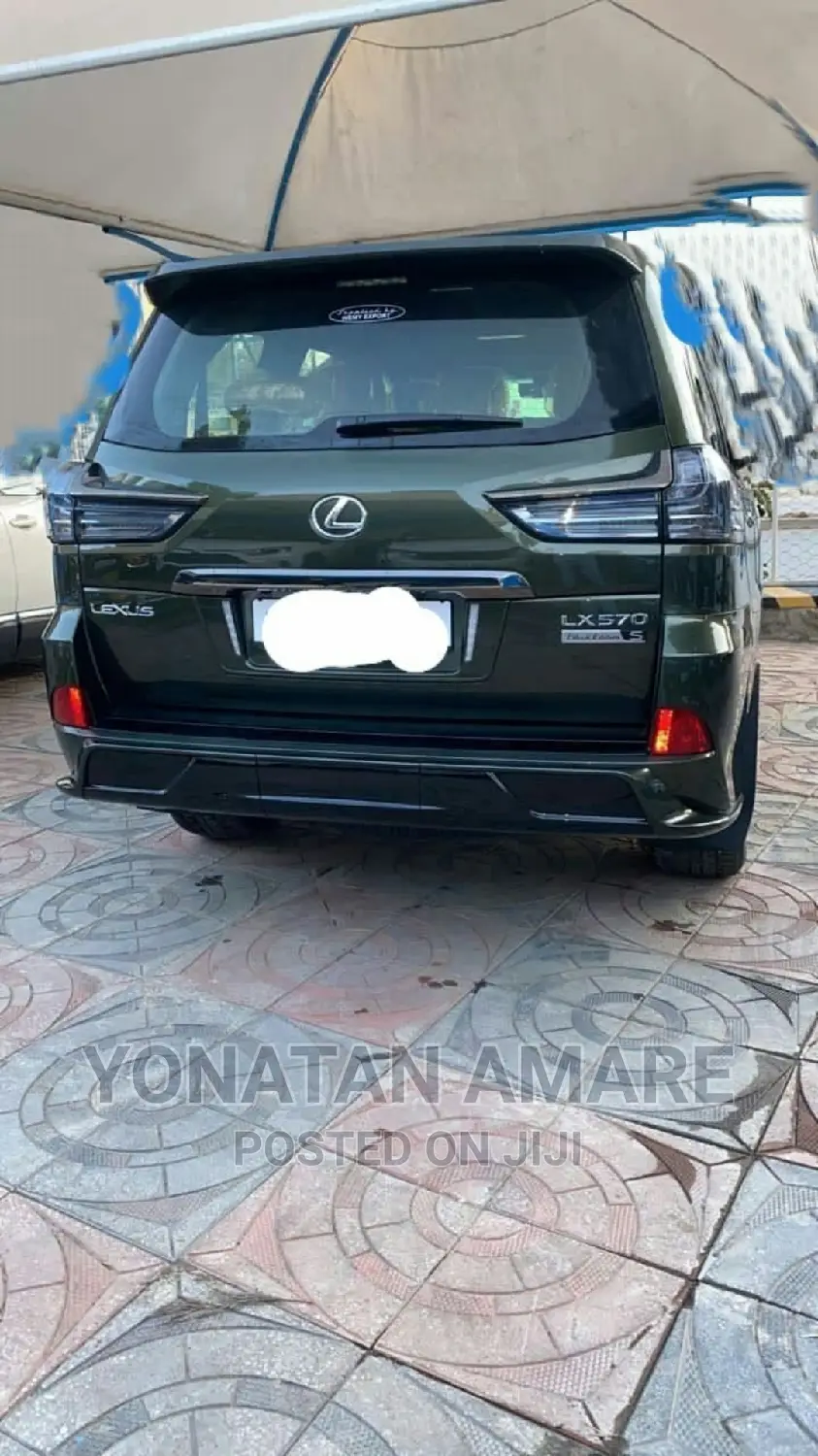 Lexus LX 2022 Green