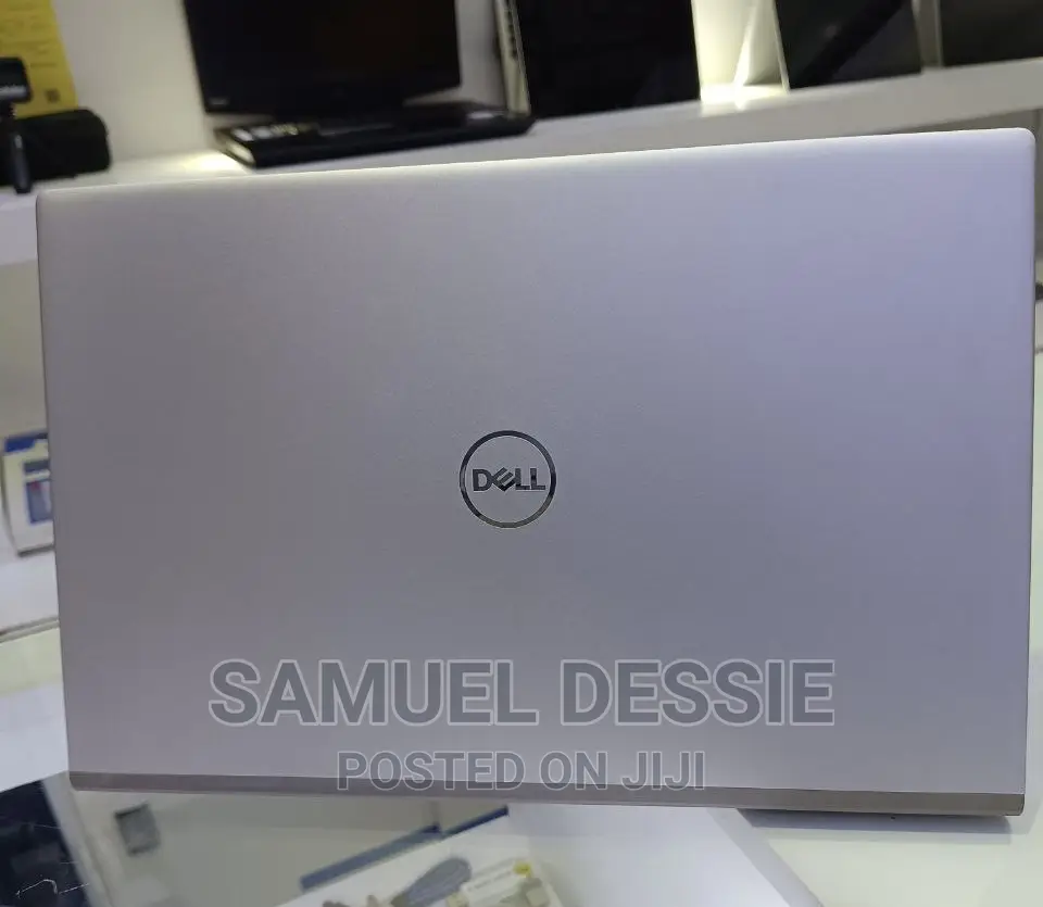 New Laptop Dell Inspiron 15 16GB Intel Core I7 SSD 512GB