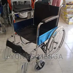 Photo - 133kg Manual-Wheel Chair With Footrest _Wheelchair/