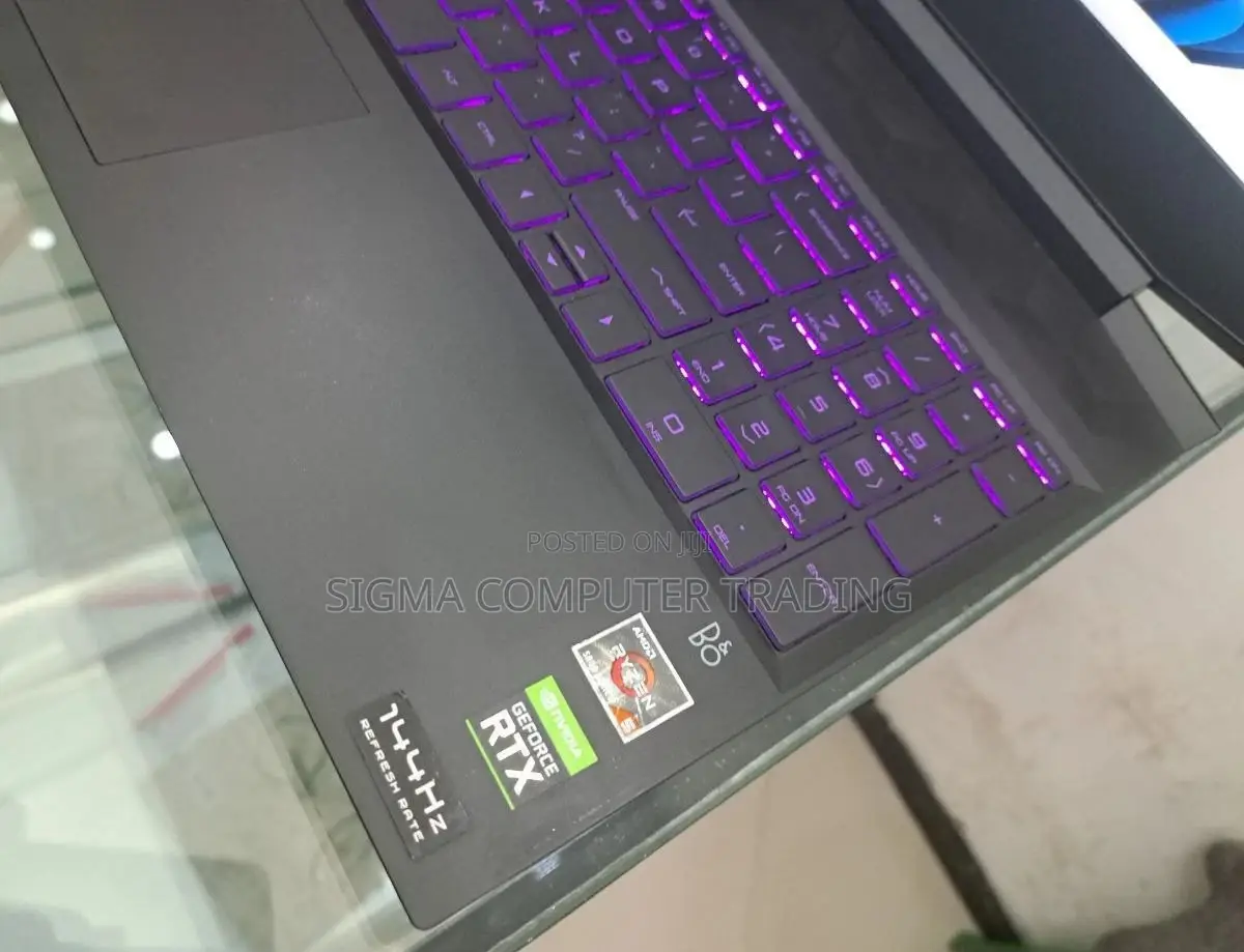 New Laptop HP Pavilion 15 8GB AMD Ryzen 5 SSD 512GB