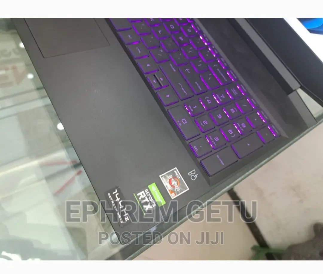 New Laptop HP Pavilion 15 8GB AMD Ryzen 5 SSD 512GB