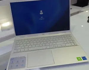 New Laptop Dell Inspiron 15 16GB Intel Core I7 SSD 512GB