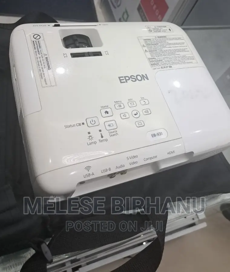 New Epson EB-X31 Projector
