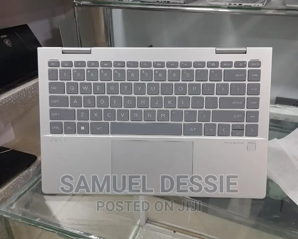 New Laptop HP Envy X360 16GB Intel Core I7 SSD 1T