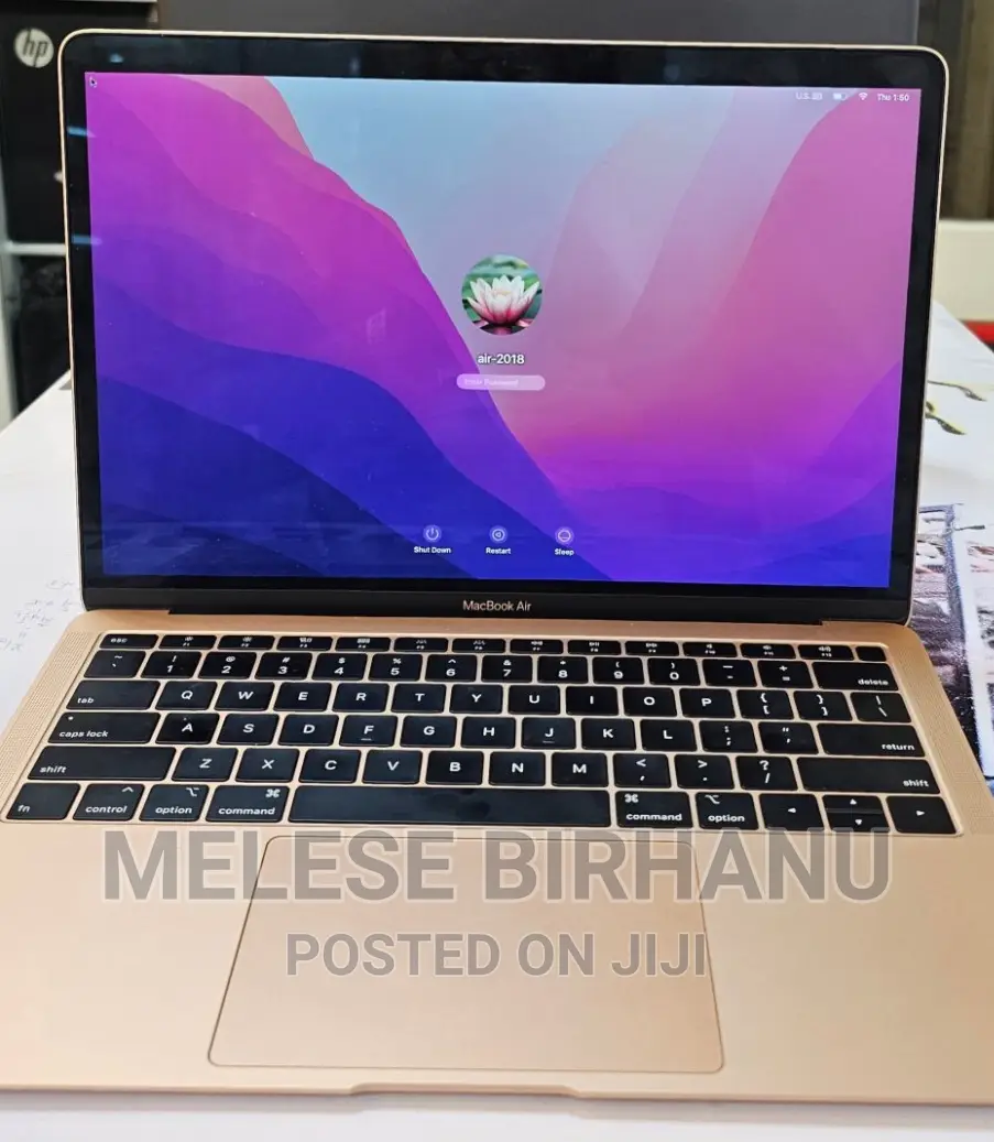 New Laptop Apple MacBook 2018 8GB Intel Core I5 SSD 128GB