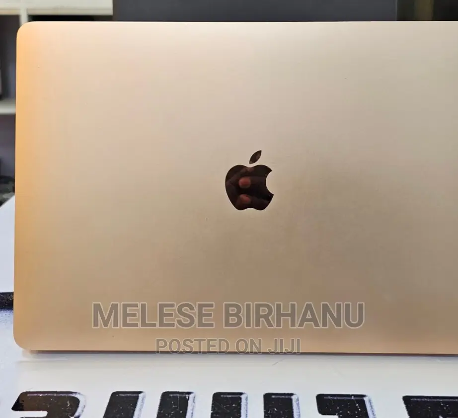 New Laptop Apple MacBook 2018 8GB Intel Core I5 SSD 128GB