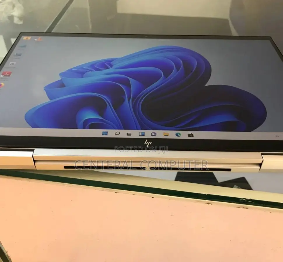 New Laptop HP Envy X2 11 16GB Intel Core I5 SSD 512GB