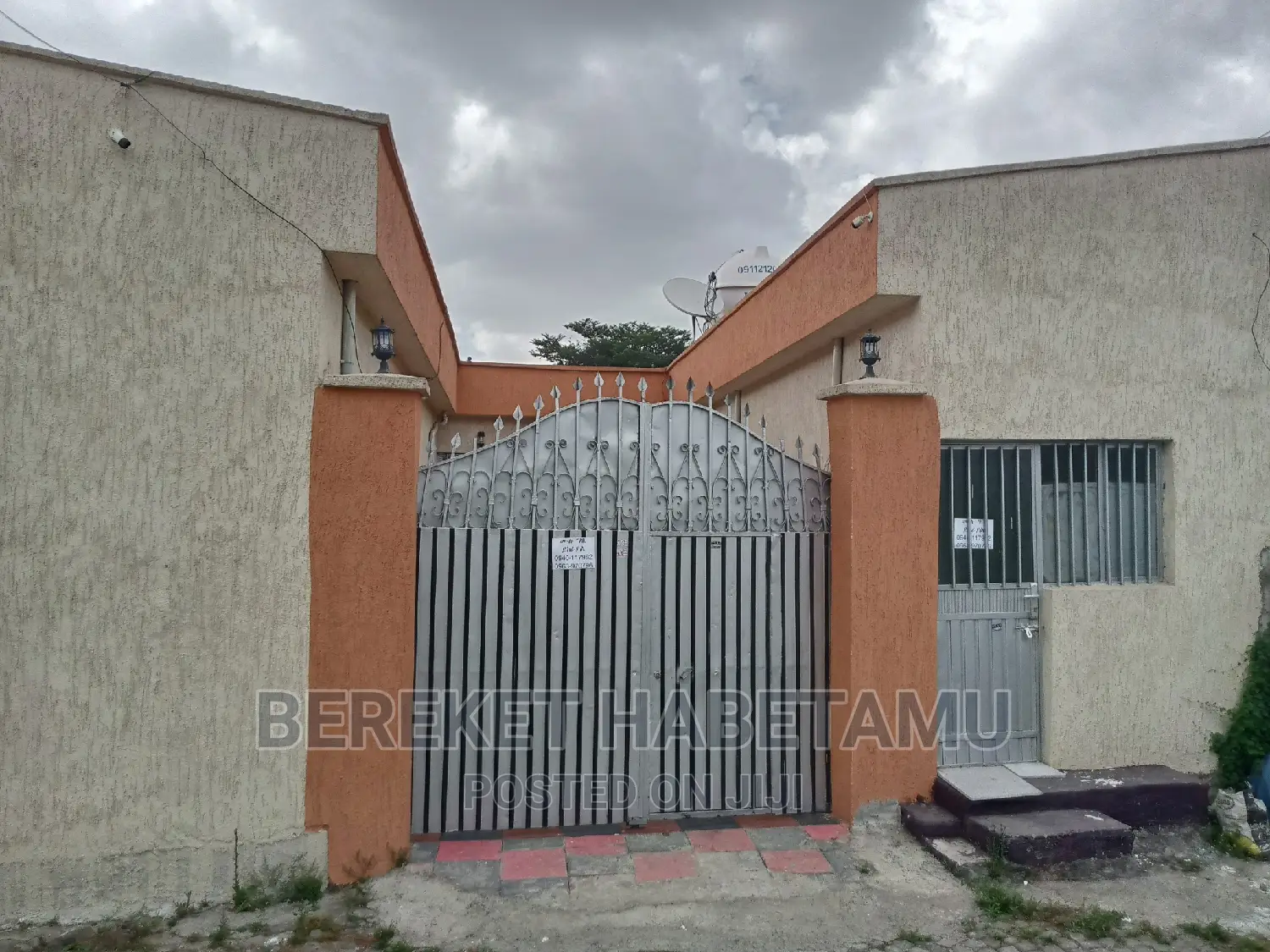 6bdrm Villa in አዲስ አበባ, Nifas Silk-Lafto for sale