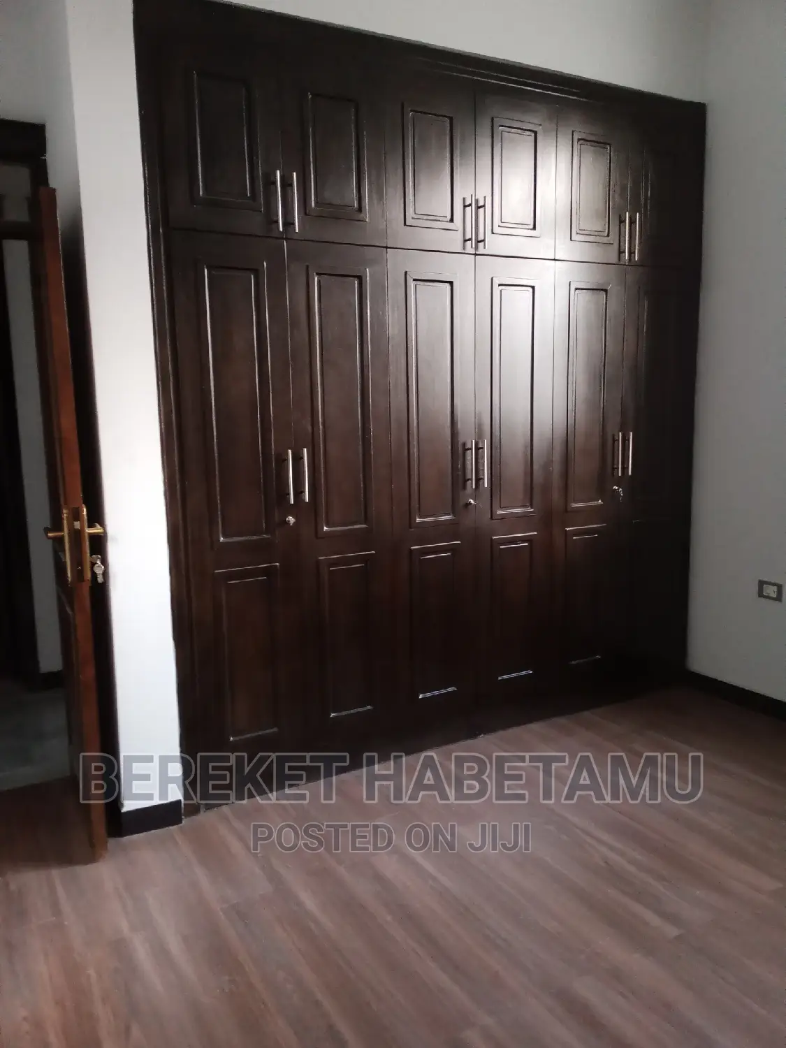 5bdrm Villa in አዲስ አበባ, Nifas Silk-Lafto for sale