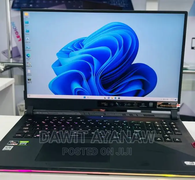 New Laptop Asus 32GB AMD Ryzen 9 SSD 1T