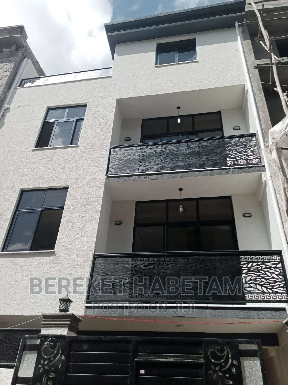 Furnished 5bdrm House in ሃይሌ ጋርመንት, Nifas Silk-Lafto for sale