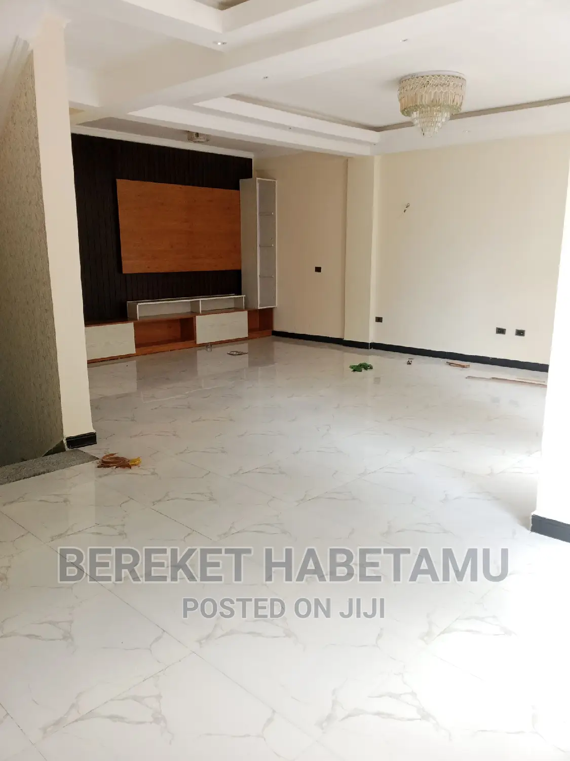 Furnished 5bdrm House in ሃይሌ ጋርመንት, Nifas Silk-Lafto for sale