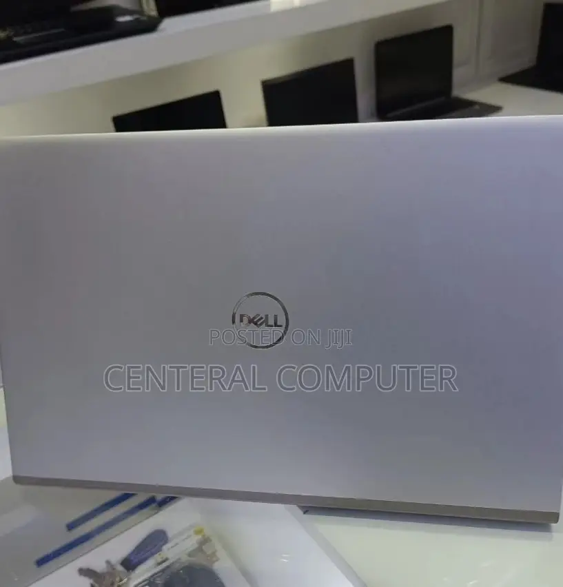 New Laptop Dell Inspiron 13 5000 16GB Intel Core I7 SSD 512GB